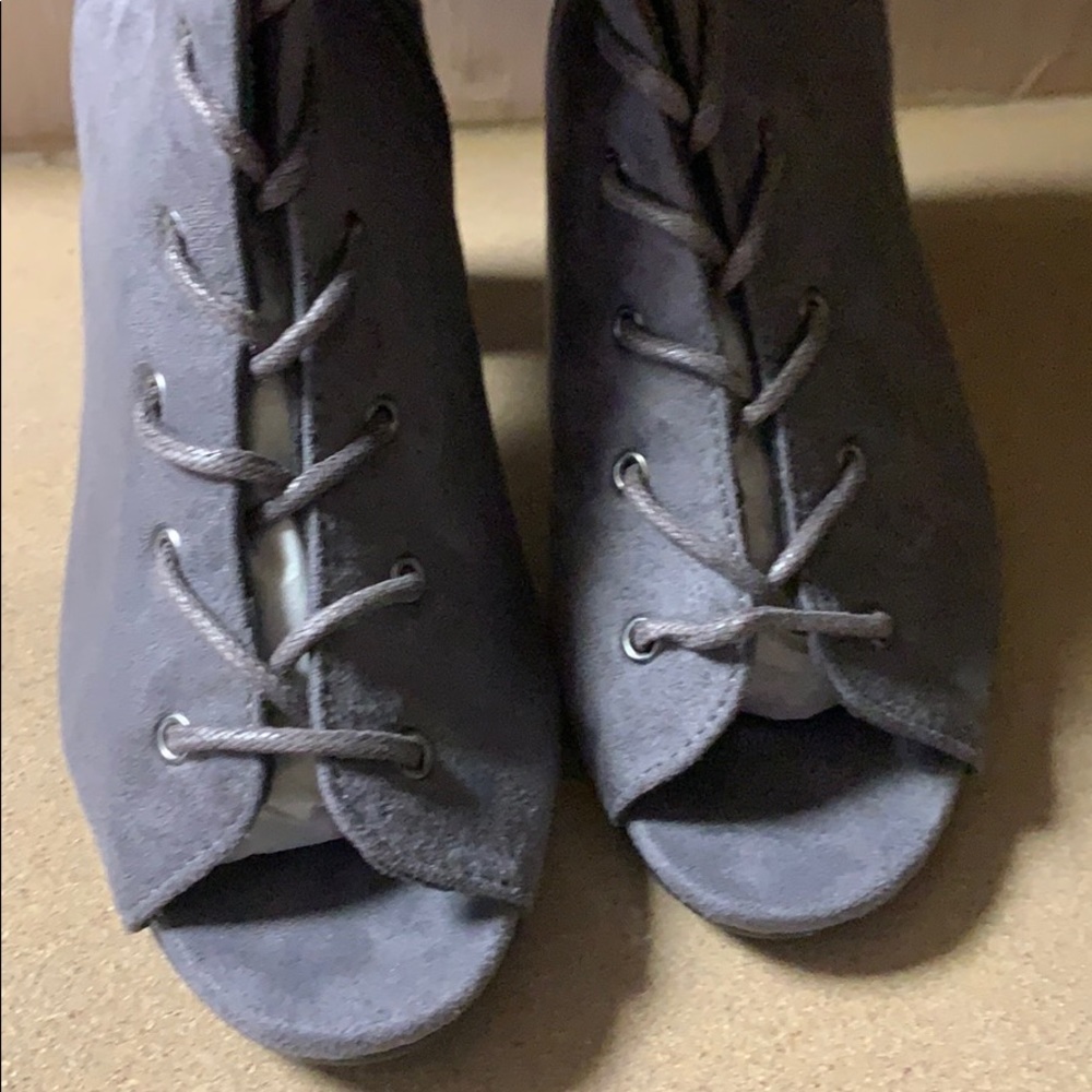 GRAY FAUX SUEDE LACE UP OVER THE KNEE BOOTS - Picture 5 of 9